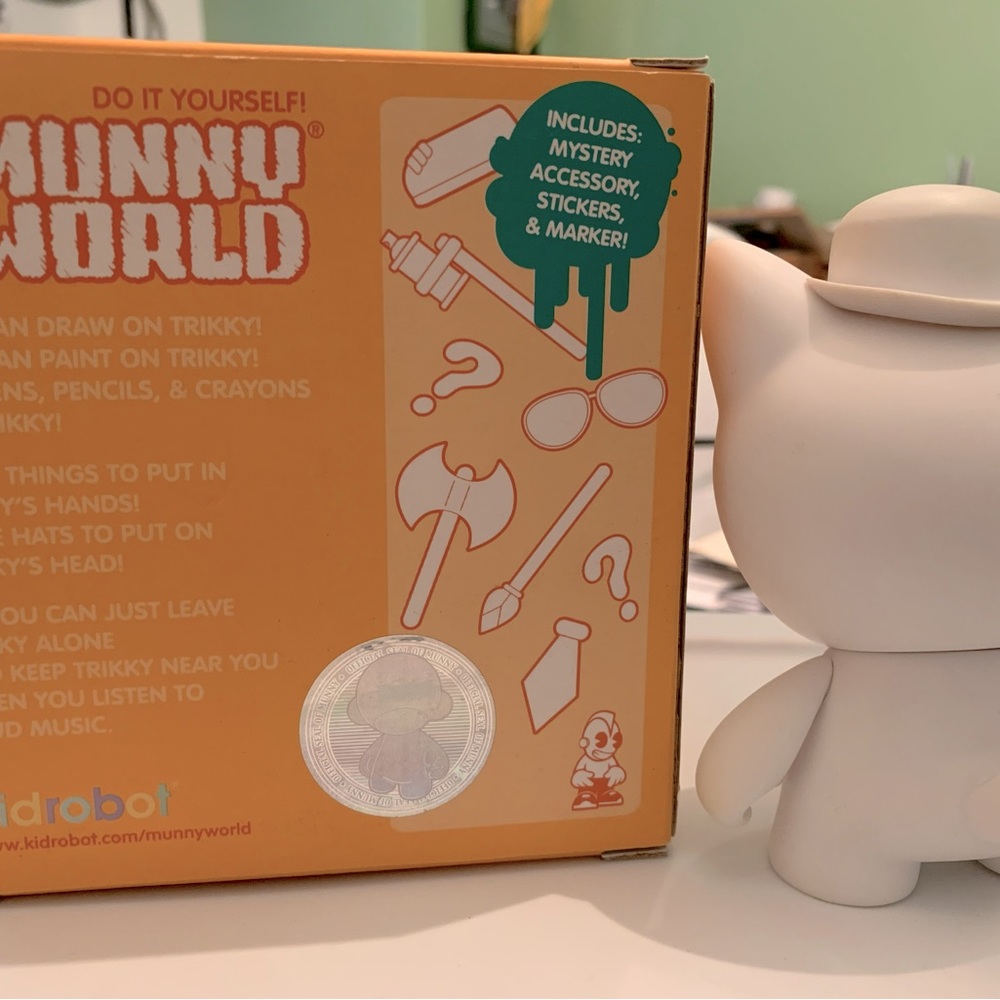 Trikky - Kidrobots  DIY MunnyWorld Trikky THE CAT - Picture 4 of 7